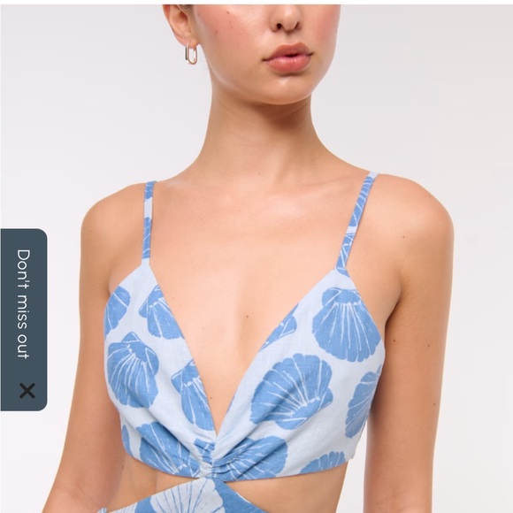 Abercrombie & Fitch Blue and White Shell Maxi Dress - Picture 3 of 3